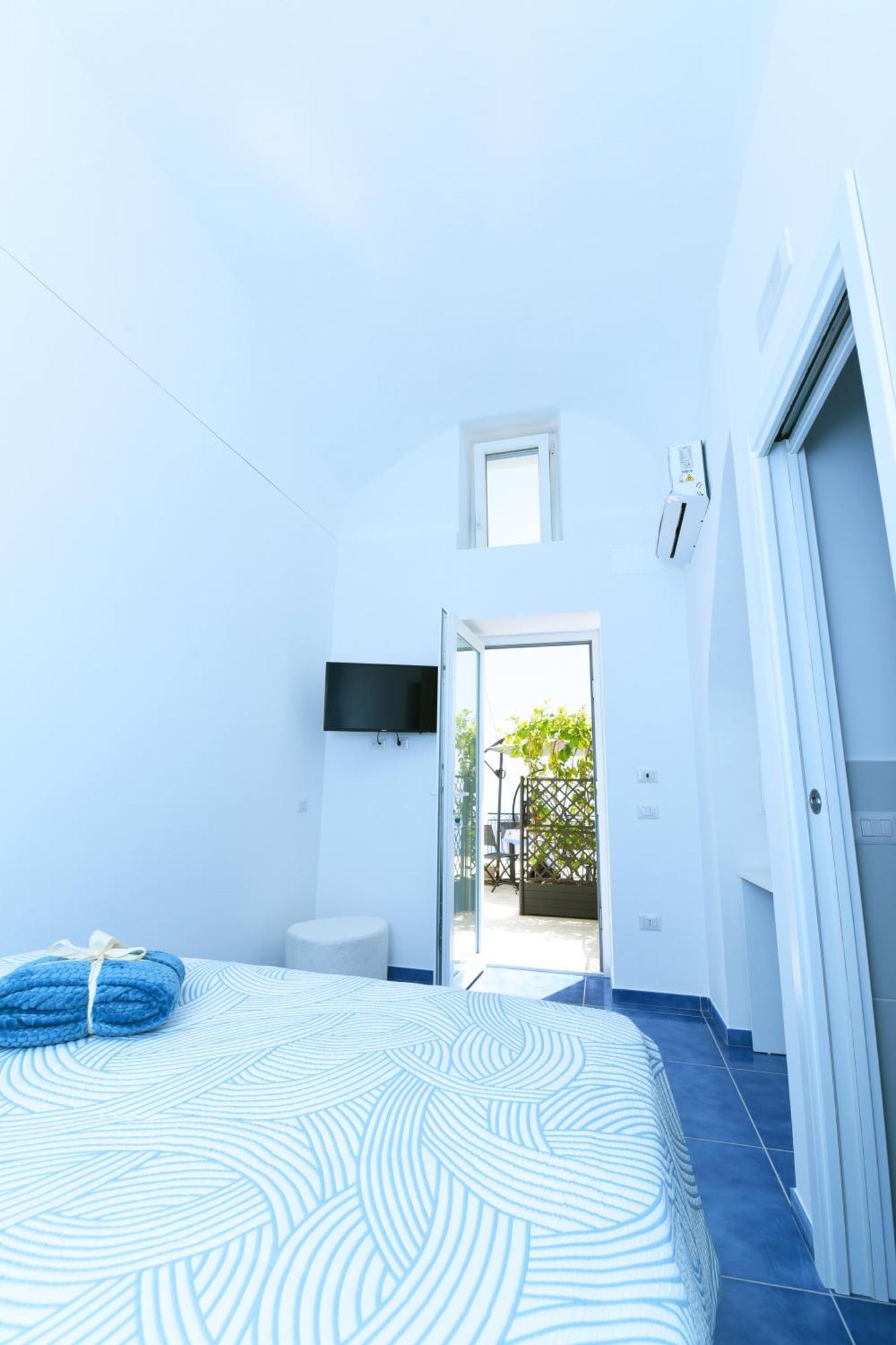 B&B Blue View Фуроре Экстерьер фото