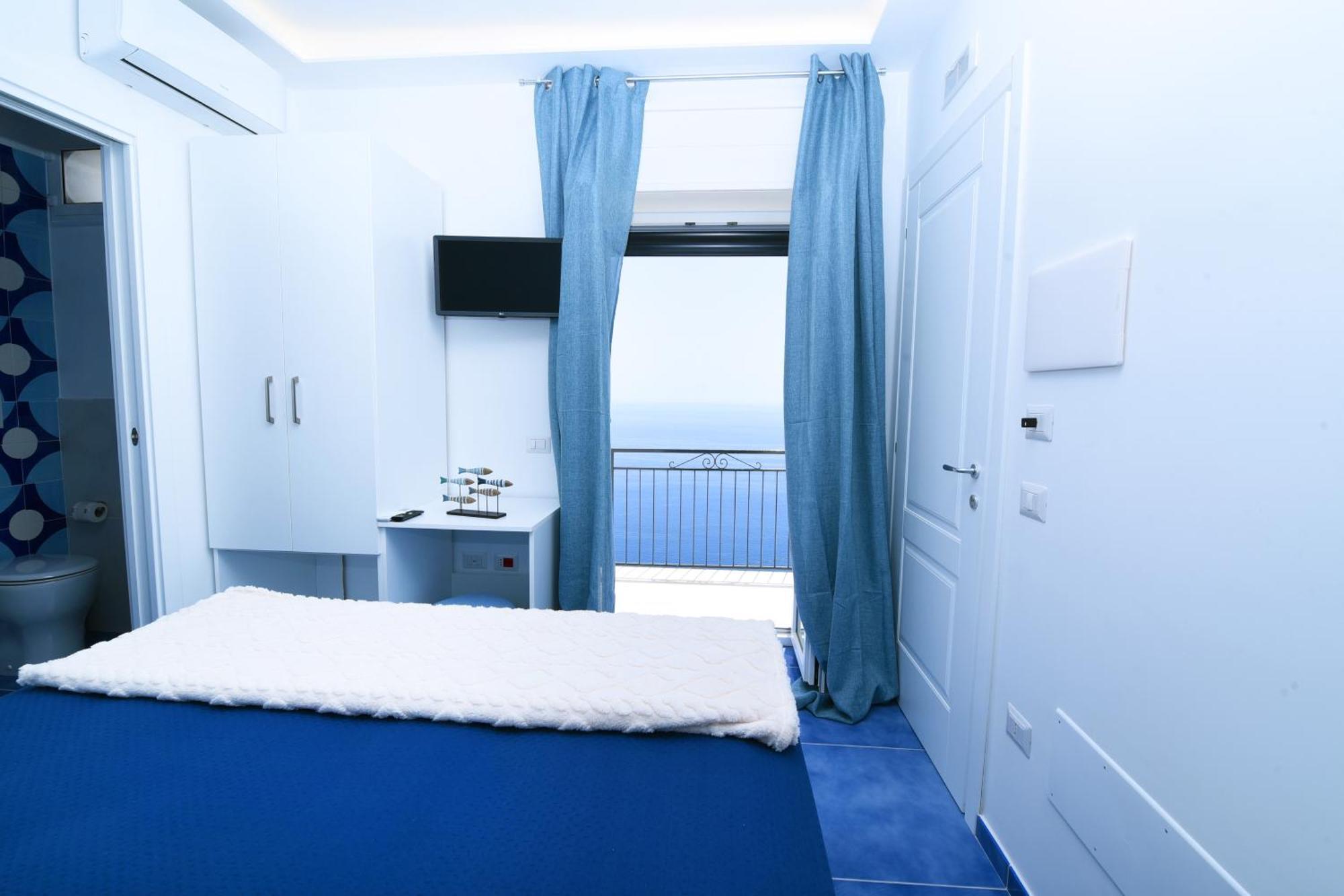 B&B Blue View Фуроре Экстерьер фото